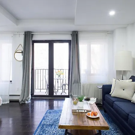 809-4B Studio Balcony W&D Prime Location